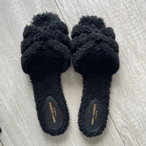 YSL Saint Laurent Tribute shearling sandals/slides - Picture 2 of 5